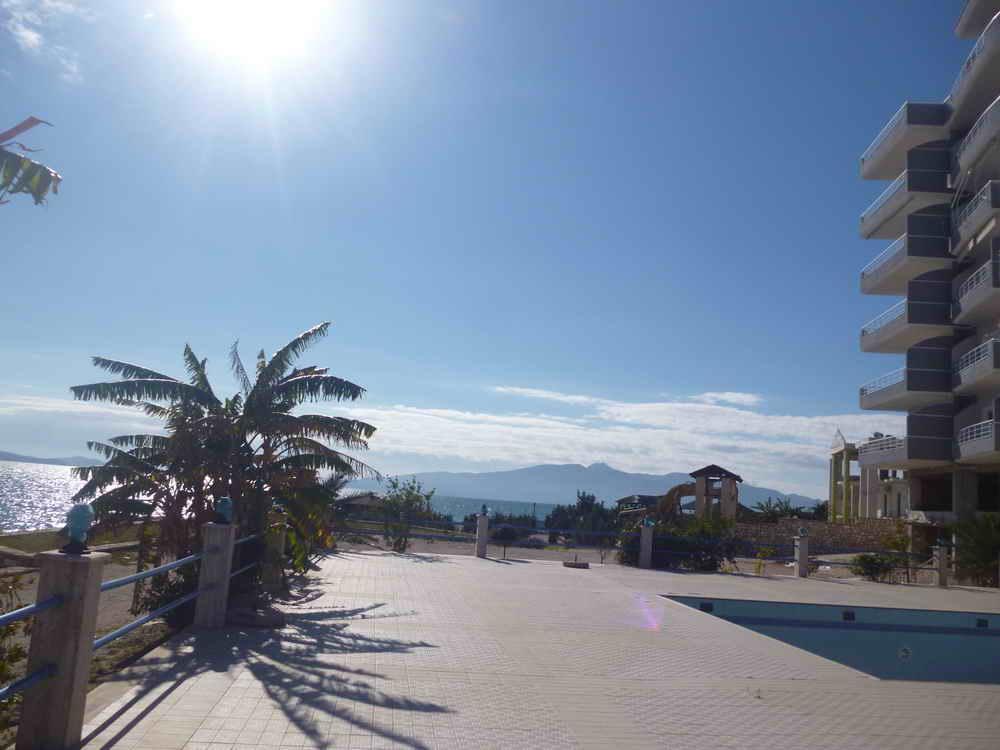 Holiday Apartment Alma Саранда Екстер'єр фото